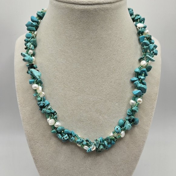 VINTAGE Turquoise and Pearl Braided Three Strand Necklace - Picture 6 of 6
